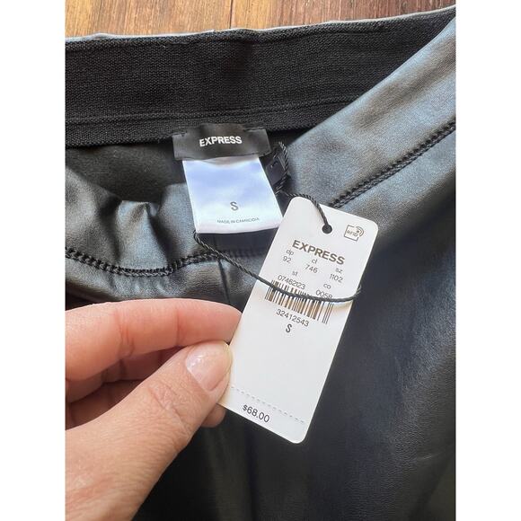 Express Women’s Black Faux Leather Legging Pants Holiday Fashion Sz S NWTs - Picture 2 of 7